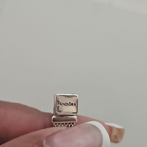 Pandora Authentic Mesh Bracelet With Heart Charm Gold - Picture 3 of 16